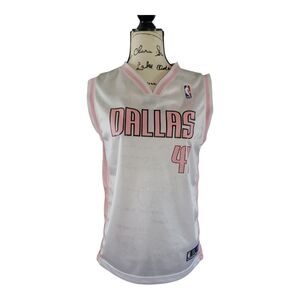 RARE Retired Nowitzki #41 Reebok nba4her YXL White with Pink Jersey (Excellent)